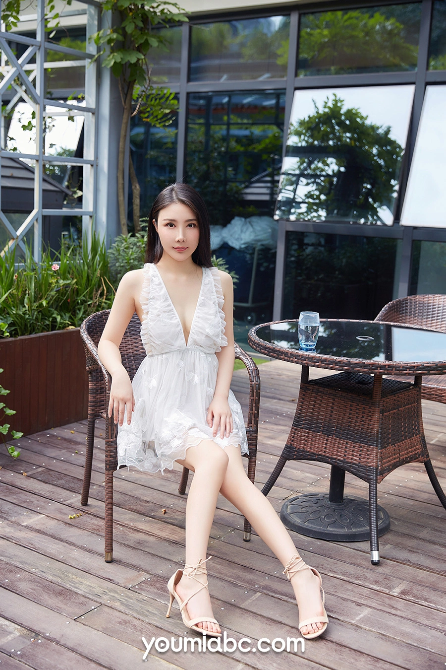 YouMi尤蜜 - 2019.07.17 少妇の花房 子怡 3